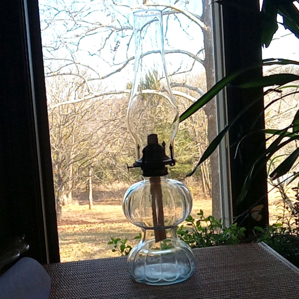 Vintage double bubble oil or kerosene lamp